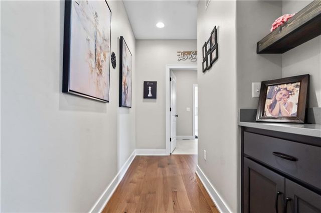 24795 W 89th Terrace, Lenexa, KS 66227