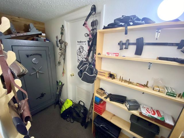 910 Culp Ave, Coahoma, TX 79511