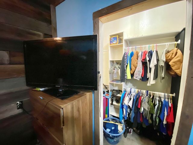 910 Culp Ave, Coahoma, TX 79511