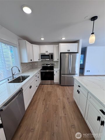 1869 Johnson Avenue, Dupont, WA 98327