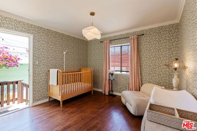 2735 Clyde Avenue, Los Angeles, CA 90016