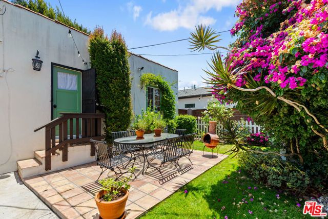 2735 Clyde Avenue, Los Angeles, CA 90016