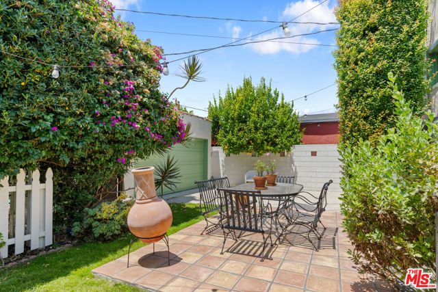 2735 Clyde Avenue, Los Angeles, CA 90016