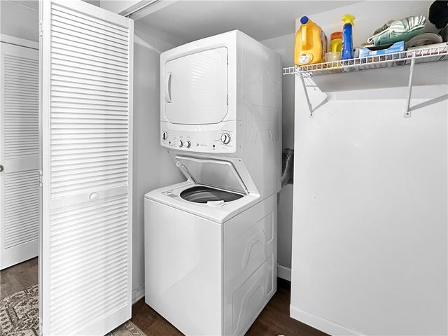 720 Lake Orchid Circle 102, Vero Beach, FL 32962