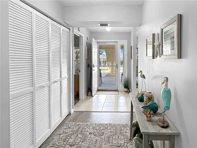 720 Lake Orchid Circle 102, Vero Beach, FL 32962