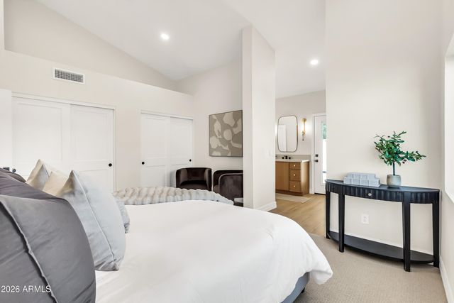 940 E SECRETARIAT Drive, Tempe, AZ 85284