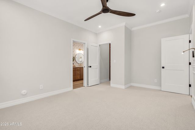 940 E SECRETARIAT Drive, Tempe, AZ 85284