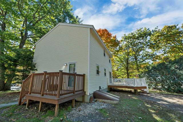 1 Bellflower Circle, Concord, NH 03303