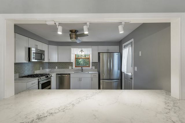 1 Bellflower Circle, Concord, NH 03303
