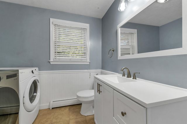 1 Bellflower Circle, Concord, NH 03303