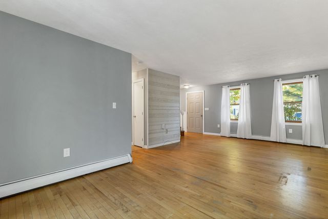 1 Bellflower Circle, Concord, NH 03303