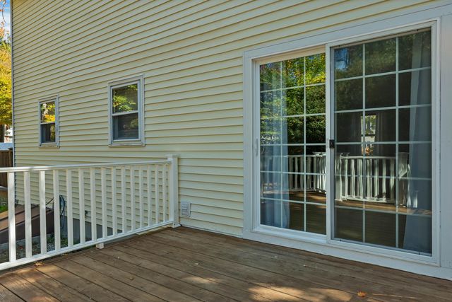1 Bellflower Circle, Concord, NH 03303