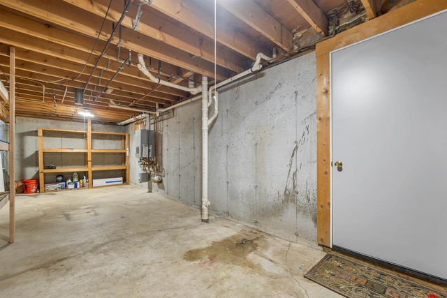 1 Bellflower Circle, Concord, NH 03303