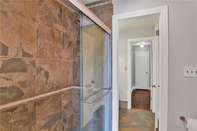 102 Lake Forest Boulevard, Daphne, AL 36526