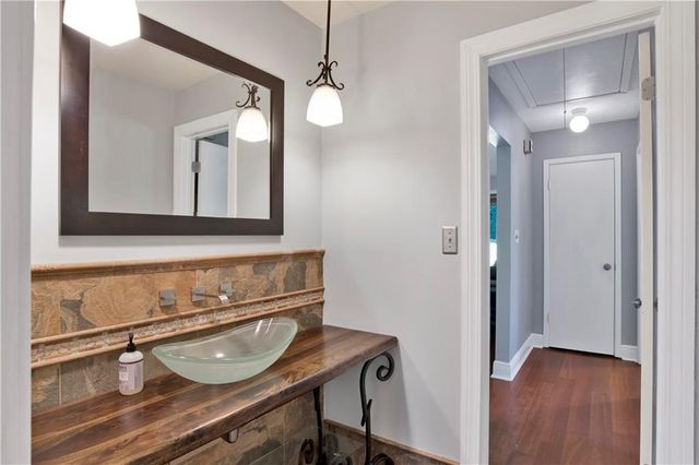 102 Lake Forest Boulevard, Daphne, AL 36526