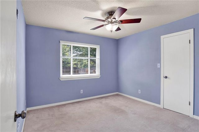 102 Lake Forest Boulevard, Daphne, AL 36526