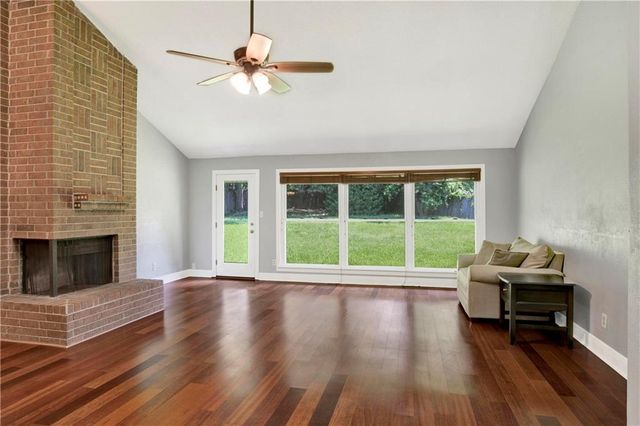 102 Lake Forest Boulevard, Daphne, AL 36526