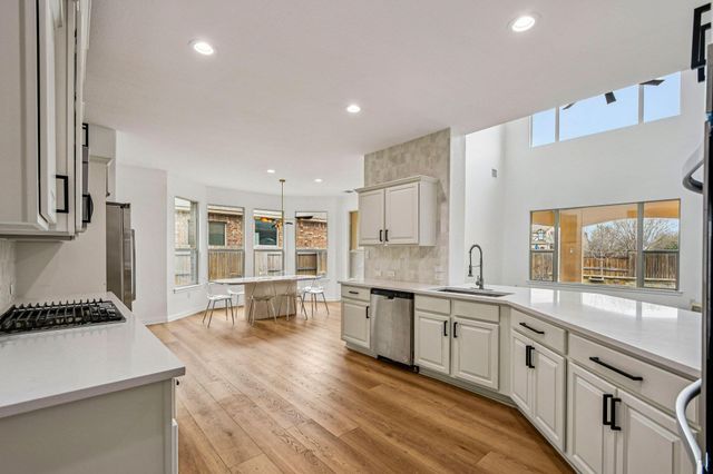 2711 Saint Paul Rivera LN, Round Rock, TX 78665