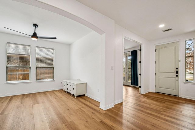 2711 Saint Paul Rivera LN, Round Rock, TX 78665