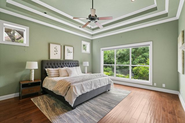 5302 N Scout Island CIR, Austin, TX 78731