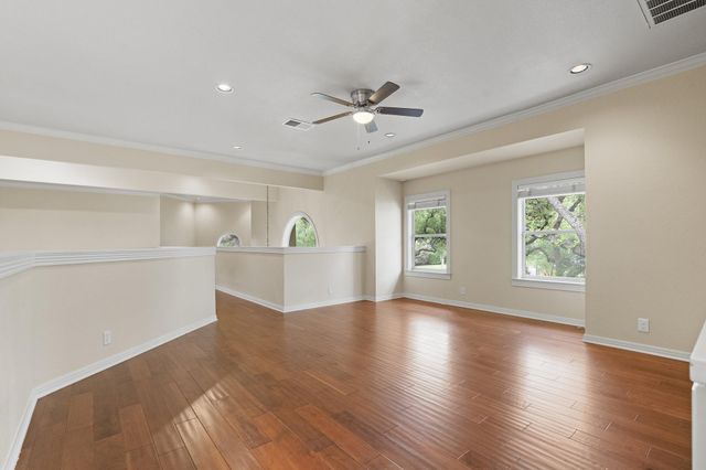 5302 N Scout Island CIR, Austin, TX 78731