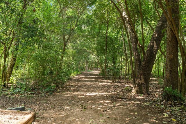 5302 N Scout Island CIR, Austin, TX 78731