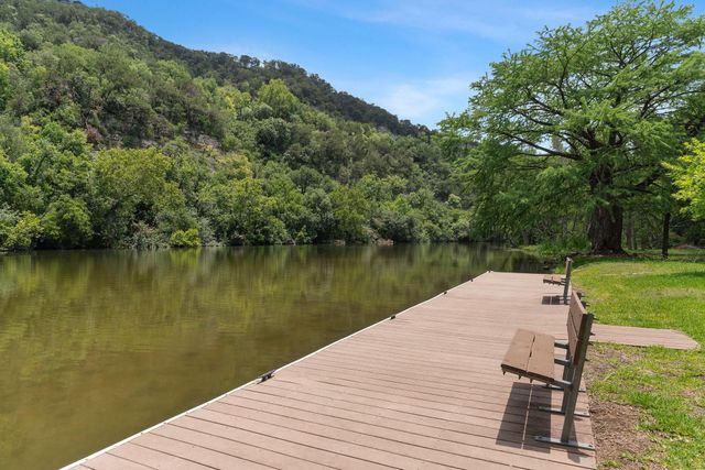 5302 N Scout Island CIR, Austin, TX 78731