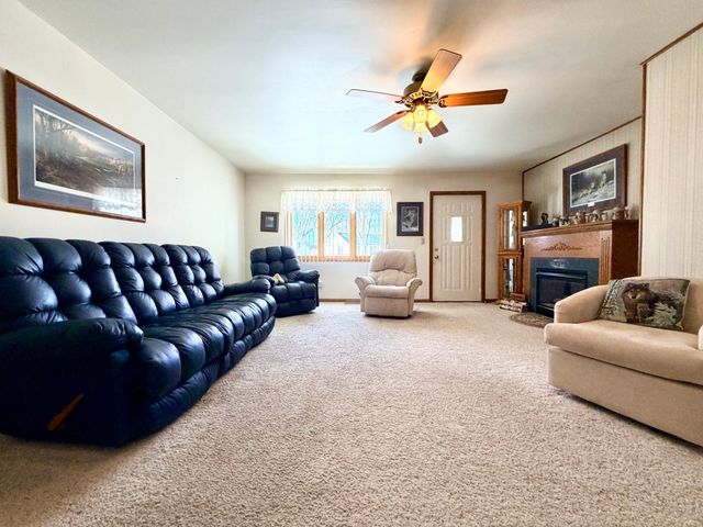 201 Nobles Street, Worthington, MN 56187