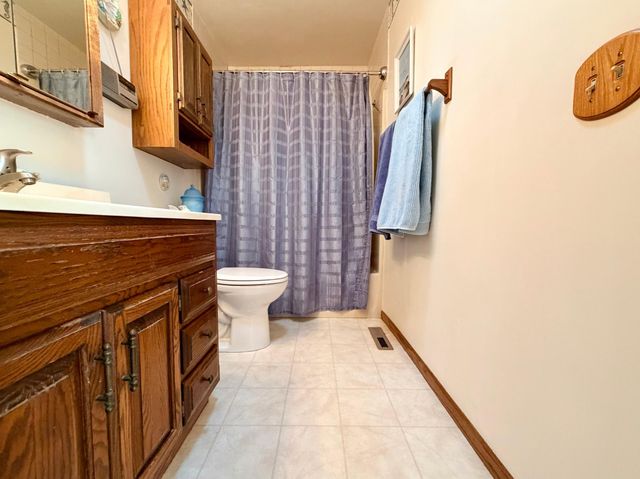 201 Nobles Street, Worthington, MN 56187