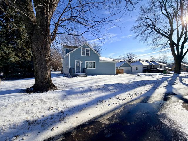 201 Nobles Street, Worthington, MN 56187
