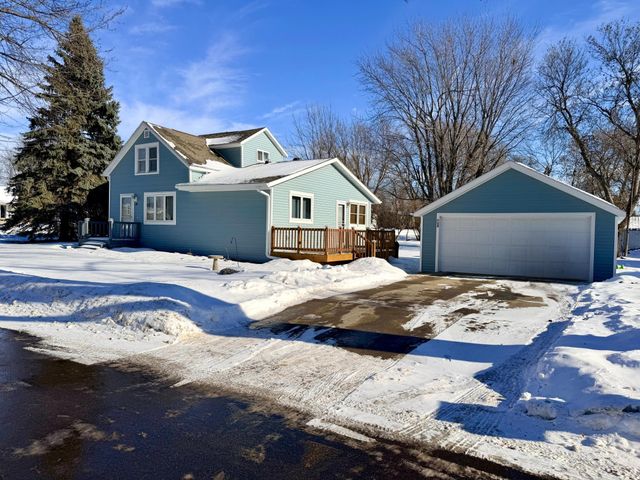 201 Nobles Street, Worthington, MN 56187