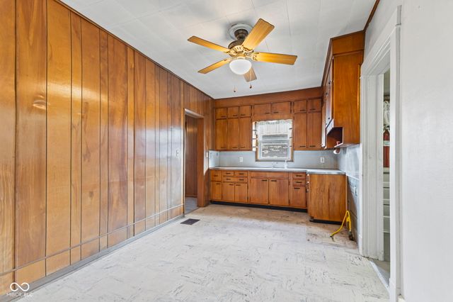 2738 S McClure Street, Indianapolis, IN 46241