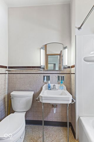 2738 S McClure Street, Indianapolis, IN 46241