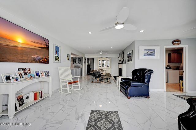 27 Antiqua Avenue, Toms River, NJ 08753