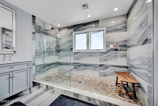 27 Antiqua Avenue, Toms River, NJ 08753