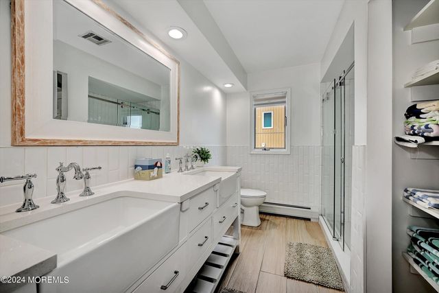 27 Antiqua Avenue, Toms River, NJ 08753