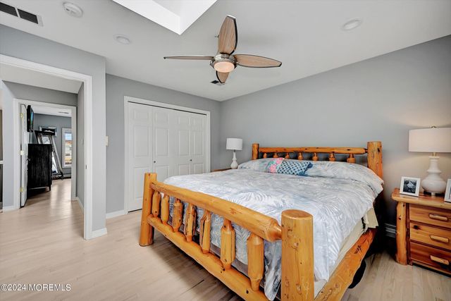 27 Antiqua Avenue, Toms River, NJ 08753