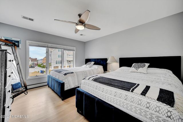 27 Antiqua Avenue, Toms River, NJ 08753