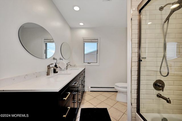 27 Antiqua Avenue, Toms River, NJ 08753