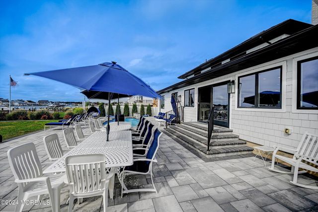 27 Antiqua Avenue, Toms River, NJ 08753