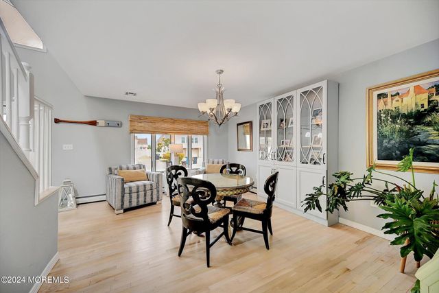 27 Antiqua Avenue, Toms River, NJ 08753