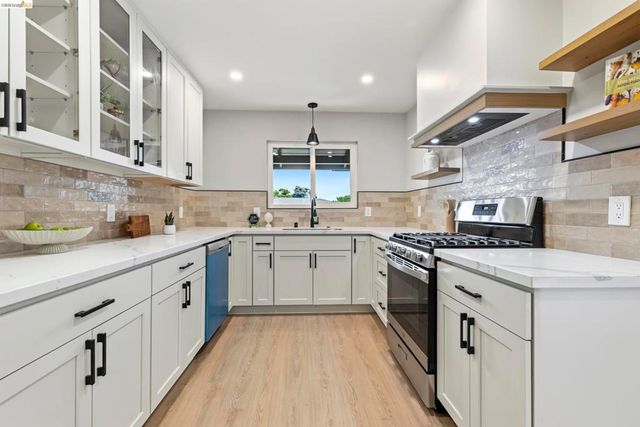 1405 Jacobsen St, Antioch, CA 94509