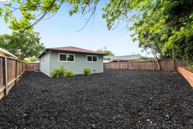 1405 Jacobsen St, Antioch, CA 94509