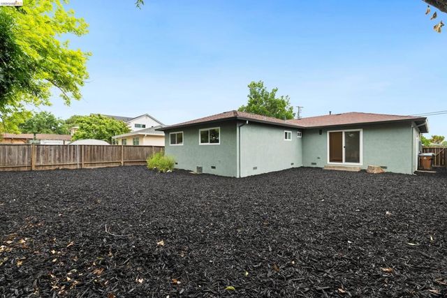1405 Jacobsen St, Antioch, CA 94509