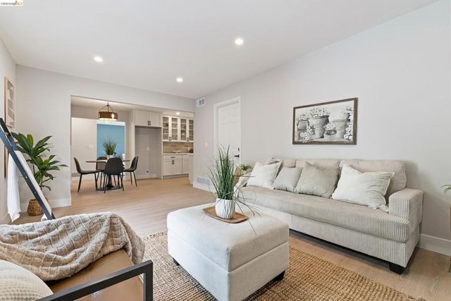 1405 Jacobsen St, Antioch, CA 94509