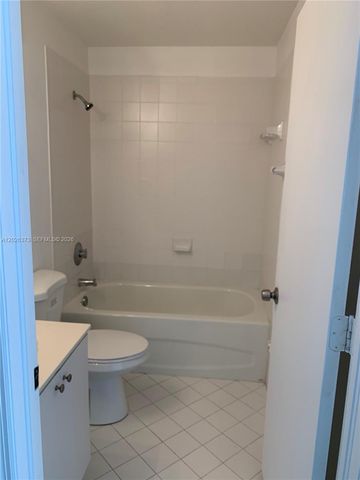 2931 SE 13th Ave 202-47, Homestead, FL 33035