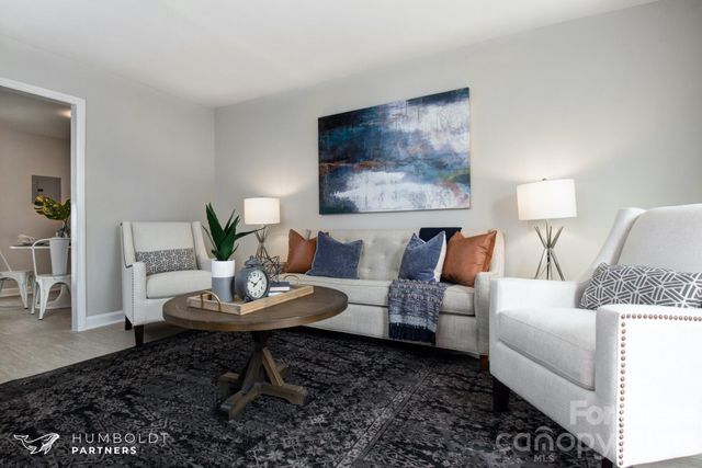 206 E Glendale Avenue 3, Mount Holly, NC 28120