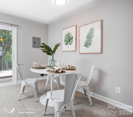 206 E Glendale Avenue 3, Mount Holly, NC 28120