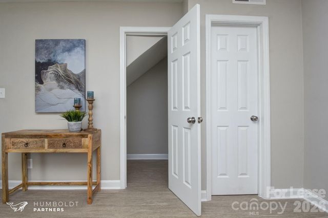 206 E Glendale Avenue 3, Mount Holly, NC 28120