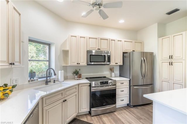 651 10th AVE S C651, Naples, FL 34102